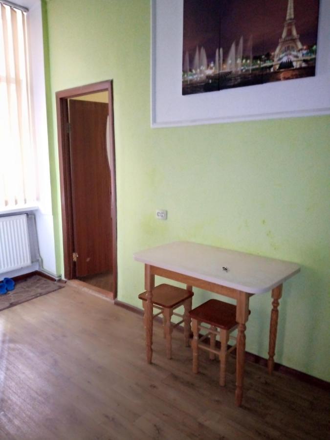 1Ком Апартаменты,Парковка,Улхорватская Lviv Exteriör bild