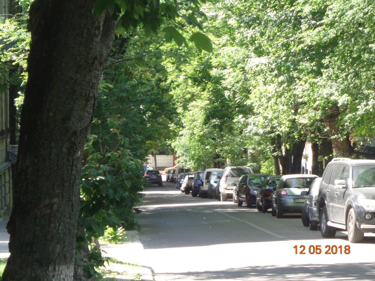 1Ком Апартаменты,Парковка,Улхорватская Lviv Exteriör bild